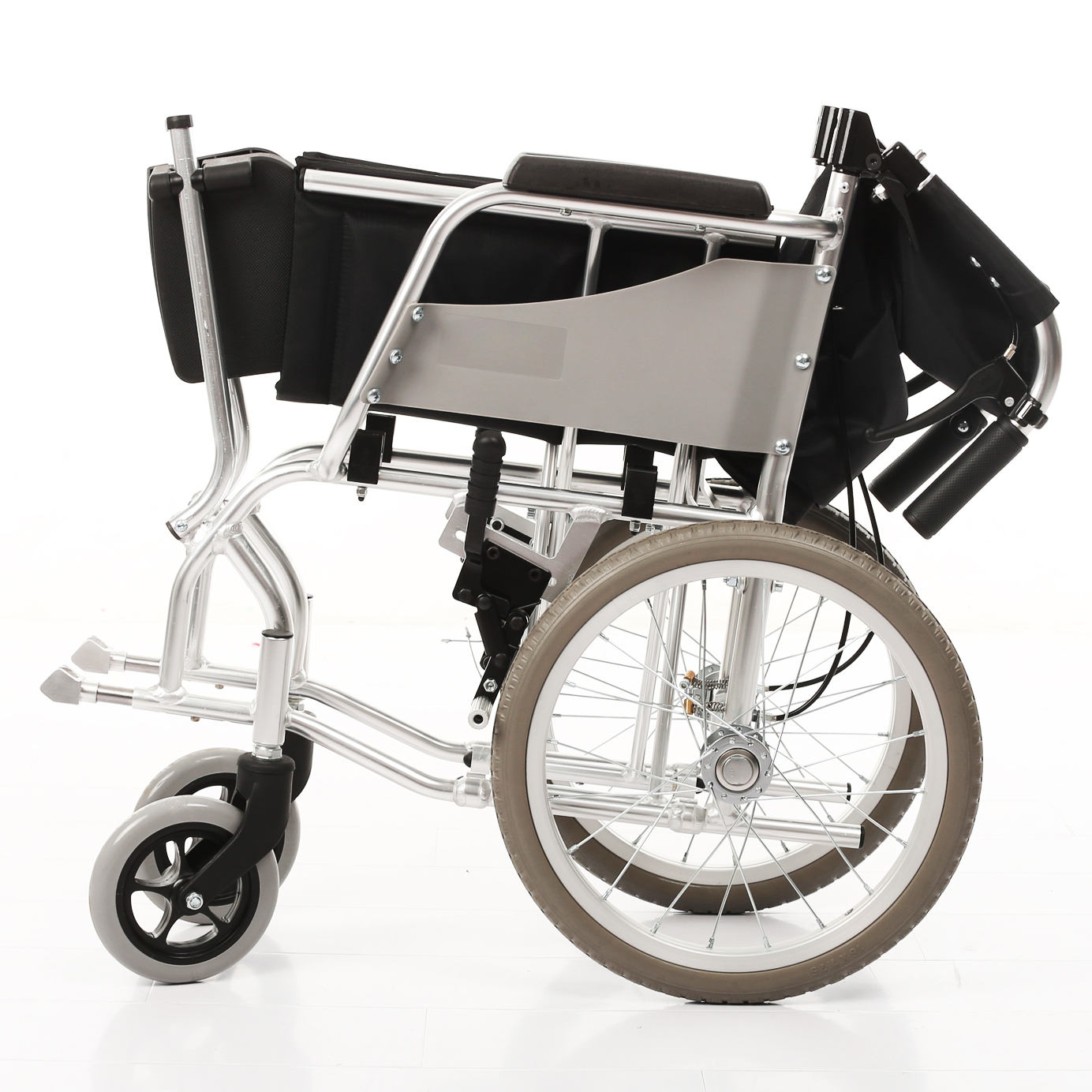 FC-M4 Hospital Foldable Adults Hand-actuated Light Wheelchair